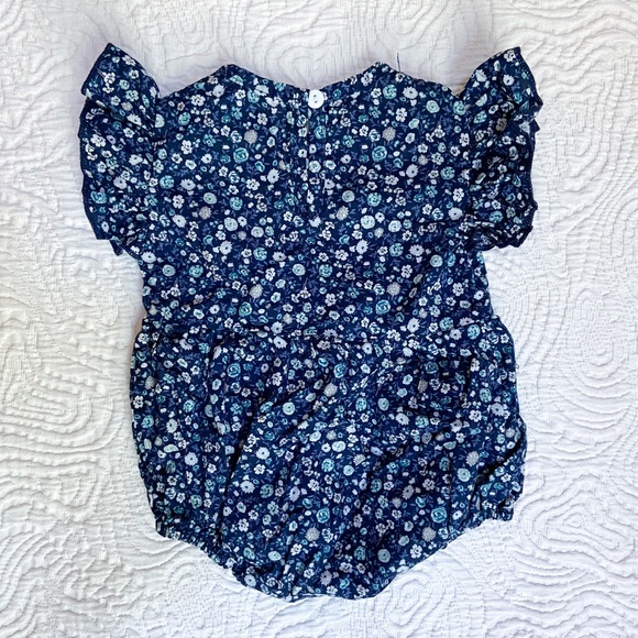 Angou Baby Blue Floral Ruffle Sleeve Romper - Picture 2 of 5